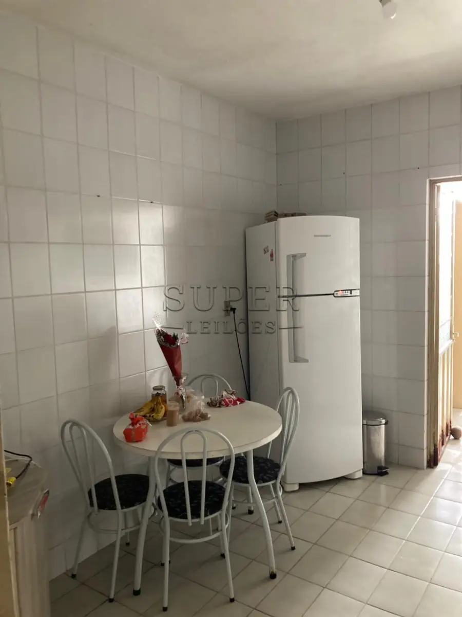 LOTE 001 - APARTAMENTO  nº 402, Edifício Comercial e residencial Santo Mioni,  área de 93,77m², Sobradinho/RS