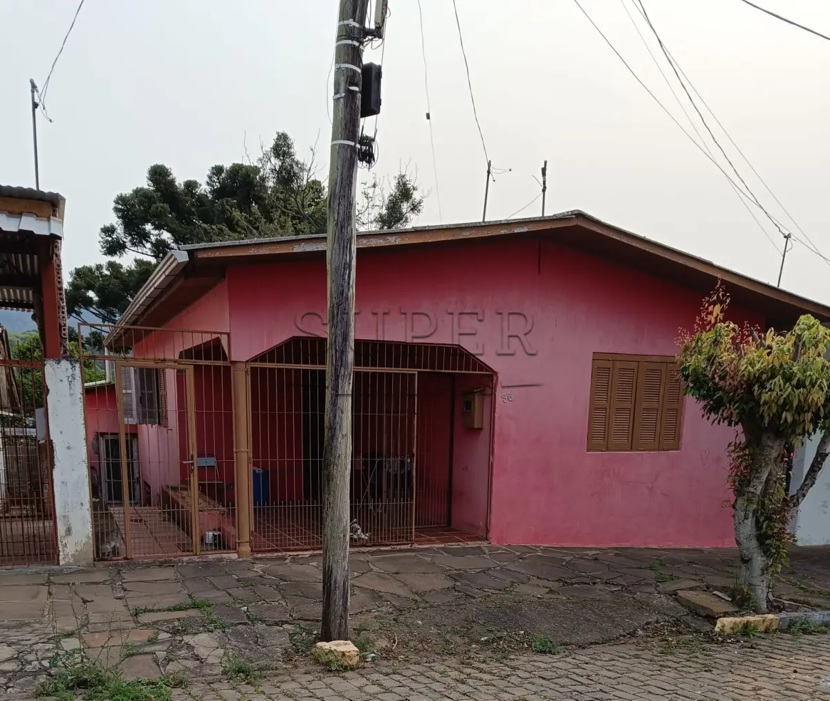 LOTE 001 - Casa de Alvenaria om área de 149,80m², situado na Rua Guaporé e Sobradinho/RS