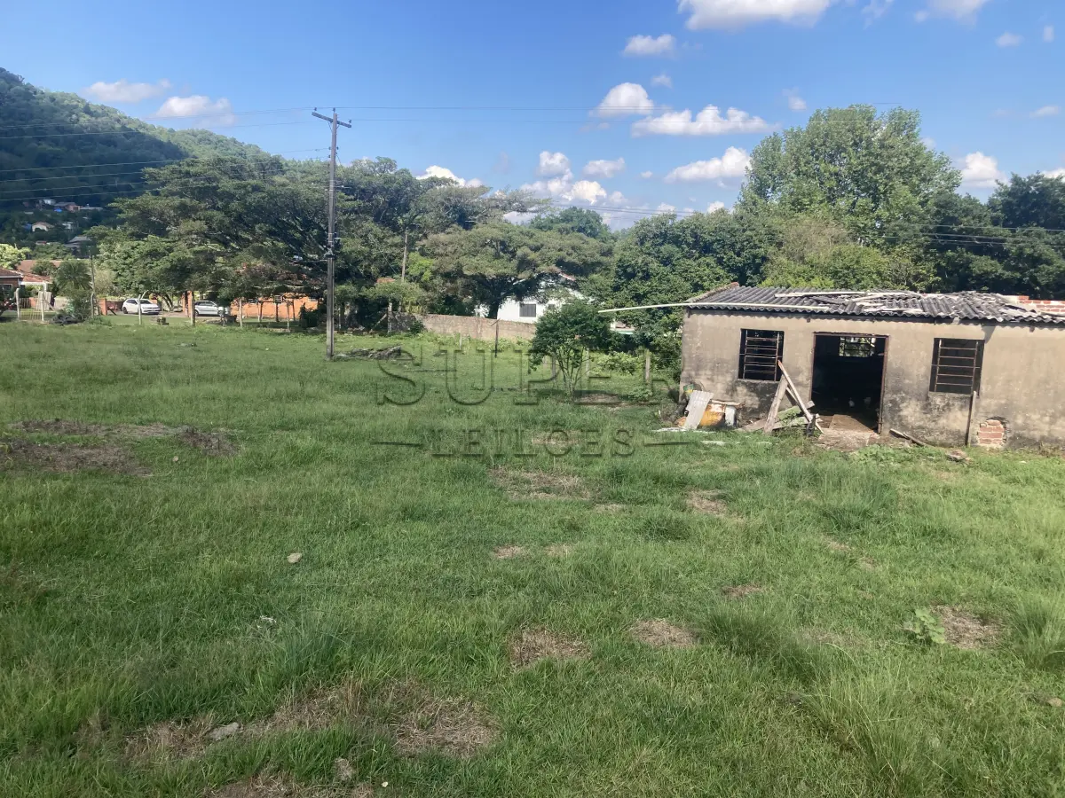 LOTE 001 - Área “A” de Terreno, fração equivalente a 6.699,50m², fazendo frente com a rodovia RS-020