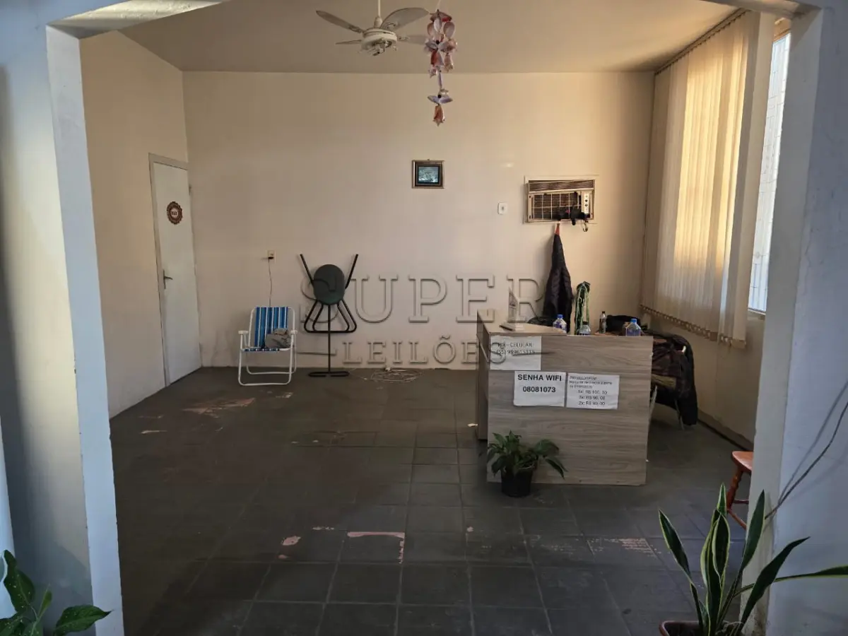 LOTE 001 - UM PRÉDIO DE ALVENARIA, , com área total de 230,00m², Avenida Farroupilha nº 1645, São Francisco de Assis/RS