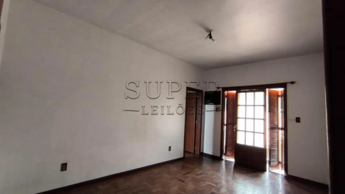 LOTE 001 - Uma Casa de Alvenaria, Rua Aparicio Borges nº 323, São josé, Cachoeira do Sul/RS