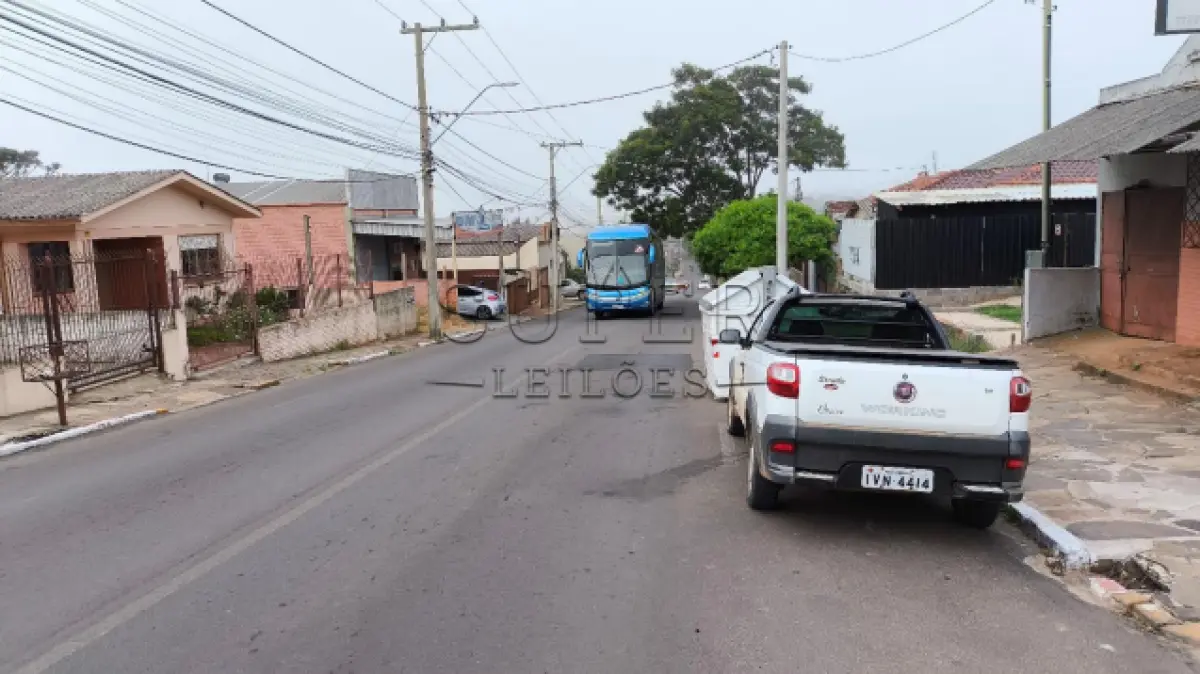 LOTE 001 - Uma Casa de Alvenaria, Rua Aparicio Borges nº 323, São josé, Cachoeira do Sul/RS
