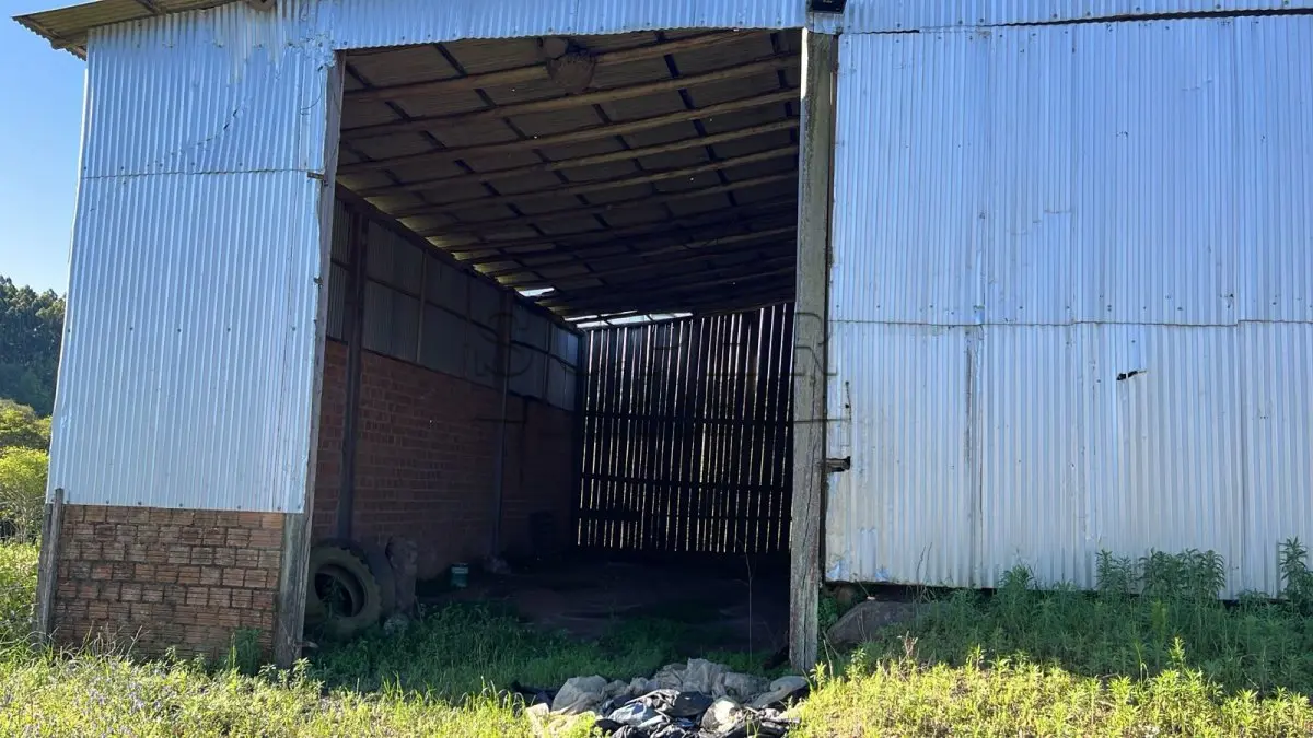LOTE 006 - Duas áreas de campo e suas Benfeitorias  73.912,80m², Campestre, Sobradinho/RS