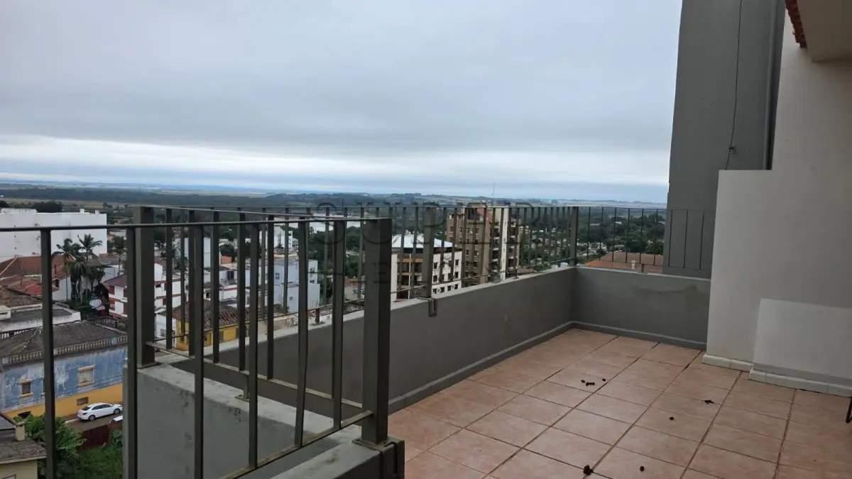 LOTE 002 - Um apartamento nº 801 do Edifício Condomínio Residencial União de Moços, localizado na Rua Sete de Setembro, 744, no município de Cachoeira do Sul - RS