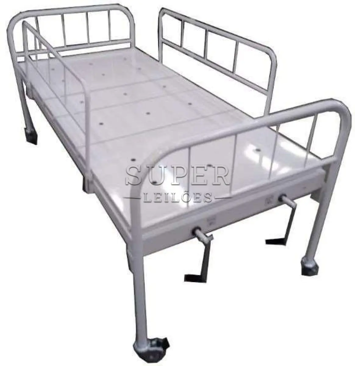 LOTE 0011 - 25 CAMAS HOSPITALARES NOVAS - Conforme termo da avaliação que consta nos autos