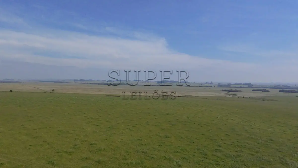 LOTE 0002 - LOTE 02:  Fração de terras de 6ha1.457 m² abrangida por uma área maior de 77,9175ha, matrícula 45.657 situado no distrito Barro Vermelho em localidade denominada Rincão da Cria, na zona rural de Cachoeira do Sul/RS