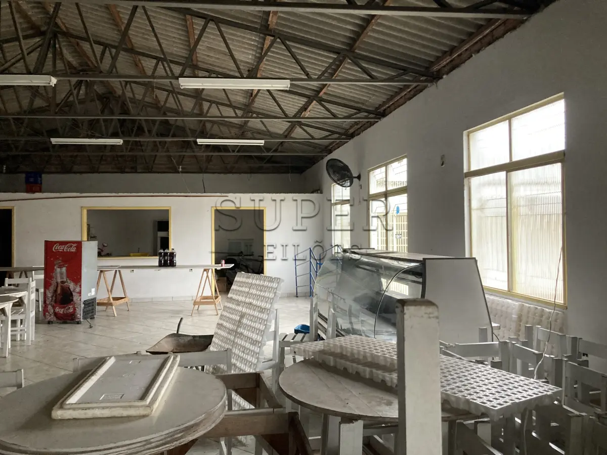 LOTE 001 - Terreno Urbano “Encravado” com área de 1.400m²,com um galpão de 849,82m², São Francisco de Assis/RS
