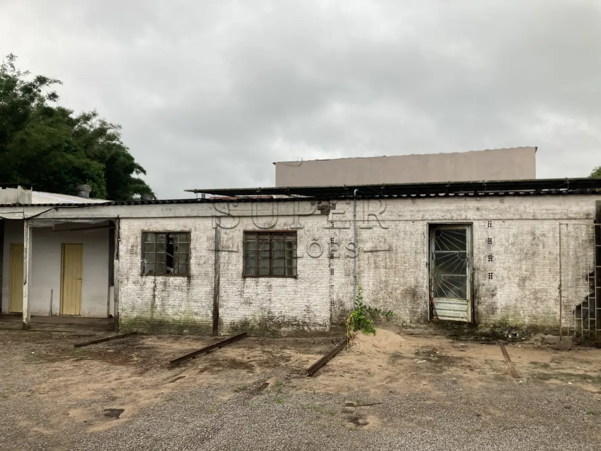 LOTE 001 - Terreno Urbano “Encravado” com área de 1.400m²,com um galpão de 849,82m², São Francisco de Assis/RS