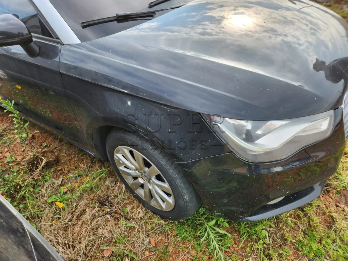 LOTE 001 - o Audi A1 1.4TFSI, placas EUG1166, Chassi WAUAYA8X1CB007226, Ano/Modelo 2011/2012, cor Preto.