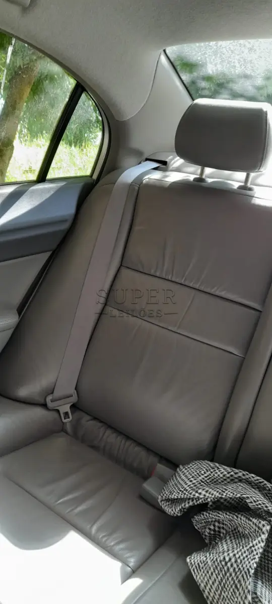 LOTE 001 - UM VEICULO HONDA/CIVIC LXL FLEX, 140CV, PLACA ISM0233, PRATA, ANO/MODELO 2011