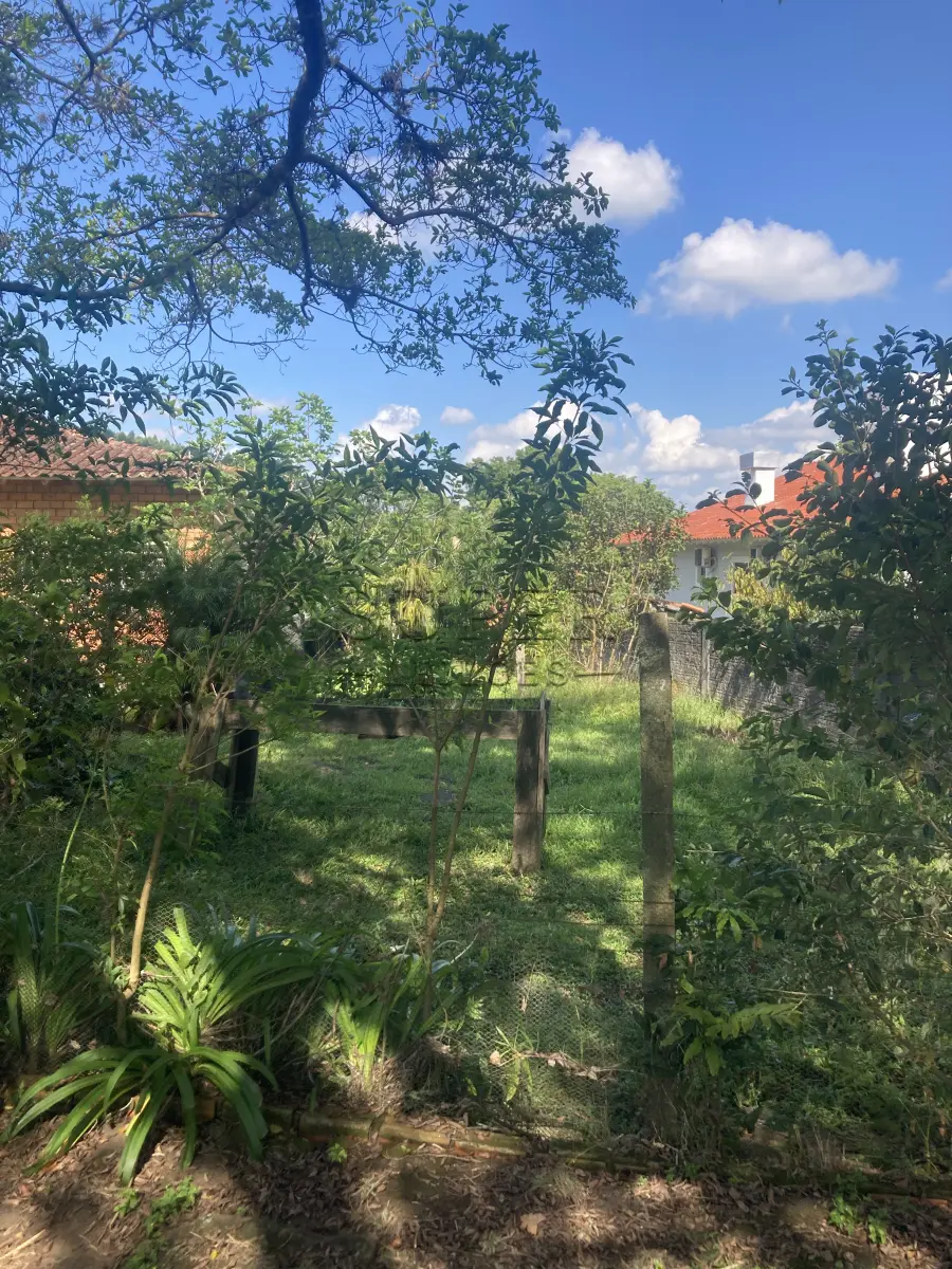 LOTE 001 - Área “A” de Terreno, fração equivalente a 6.699,50m², fazendo frente com a rodovia RS-020