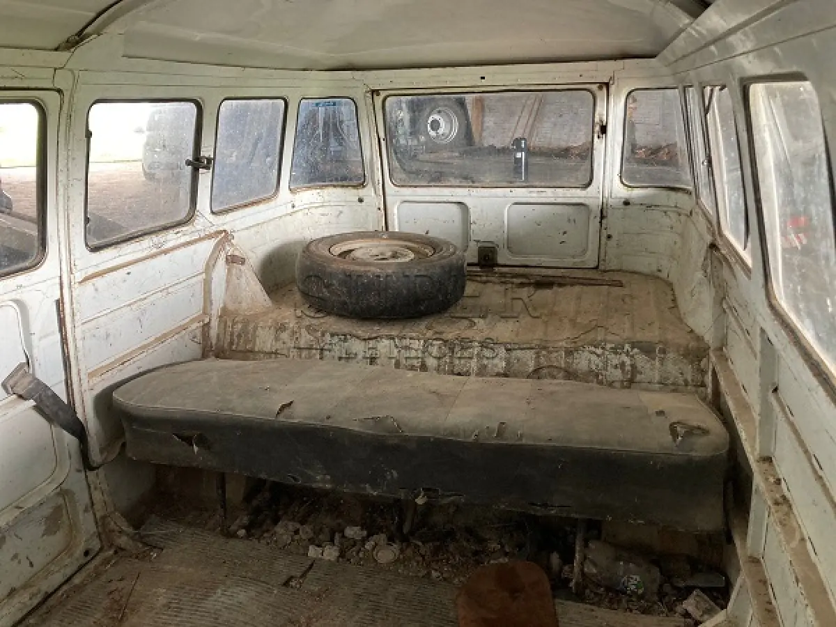 LOTE 001 - 01 VW/Kombi, placa IEJ2505, ano 1994 modelo 1995