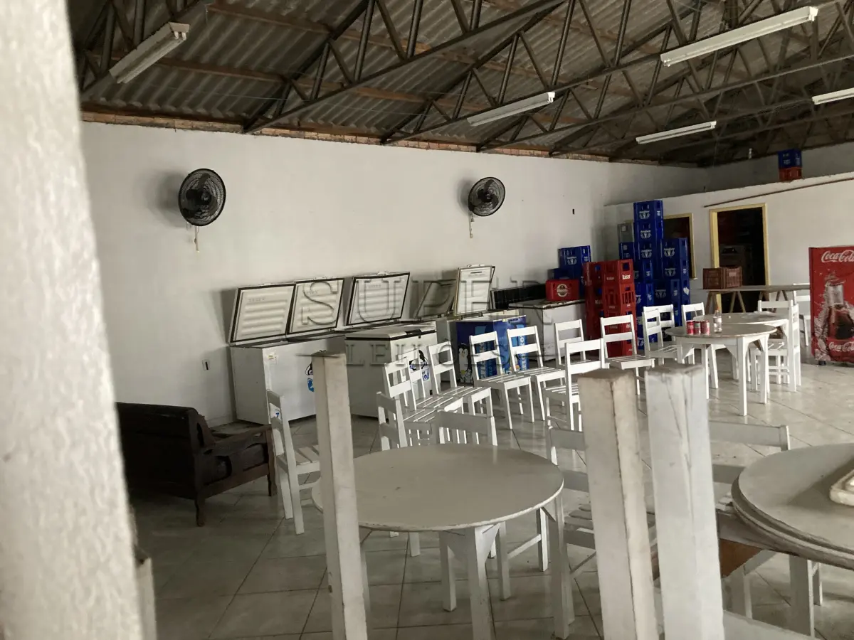 LOTE 001 - Terreno Urbano “Encravado” com área de 1.400m²,com um galpão de 849,82m², São Francisco de Assis/RS