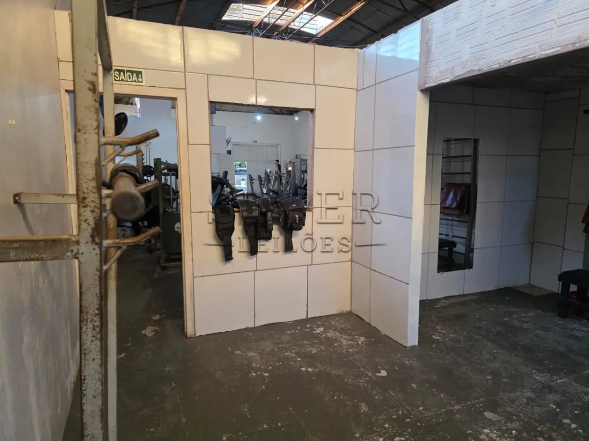 LOTE 001 - UM PRÉDIO DE ALVENARIA, , com área total de 230,00m², Avenida Farroupilha nº 1645, São Francisco de Assis/RS