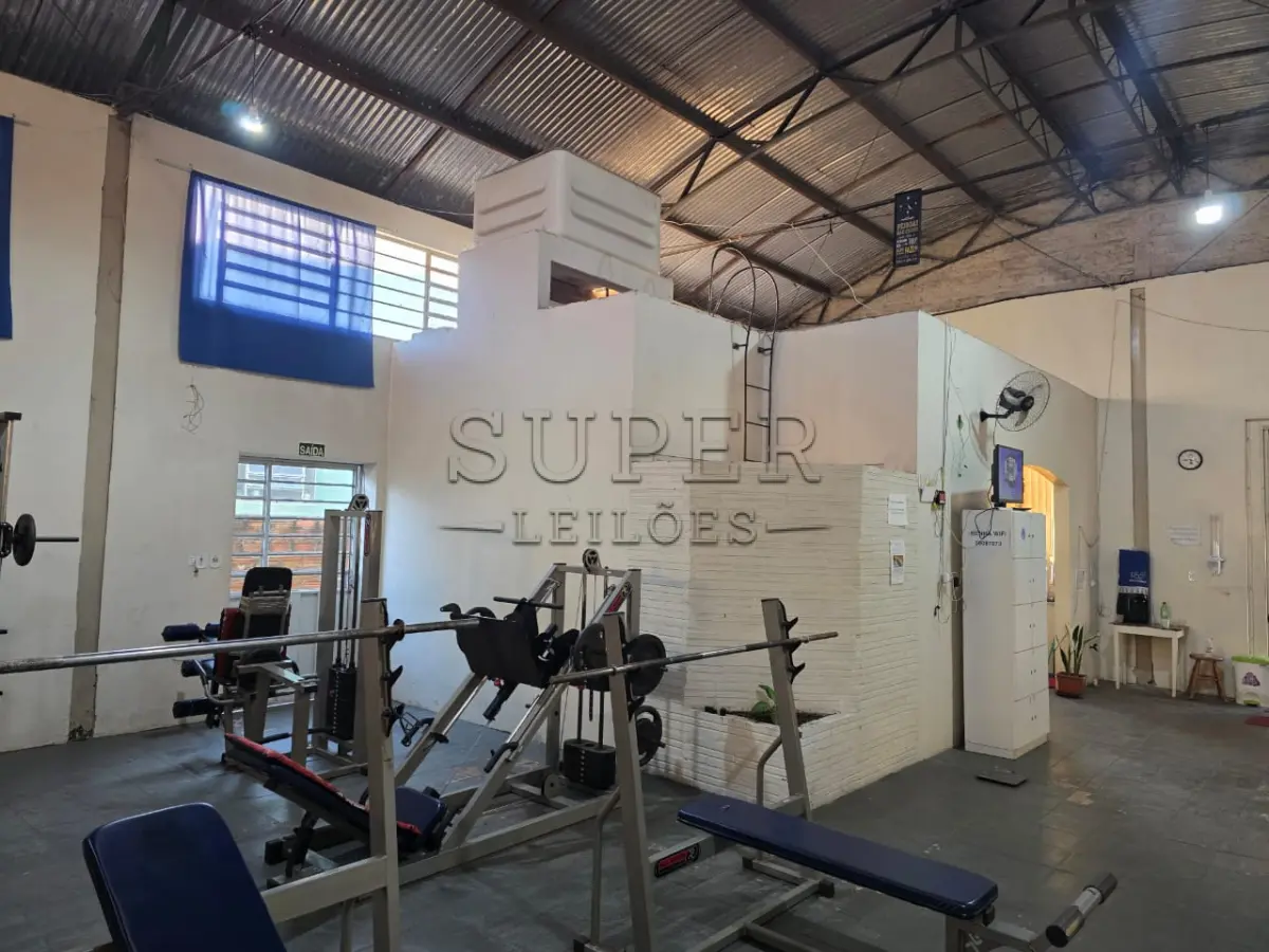 LOTE 001 - UM PRÉDIO DE ALVENARIA, , com área total de 230,00m², Avenida Farroupilha nº 1645, São Francisco de Assis/RS