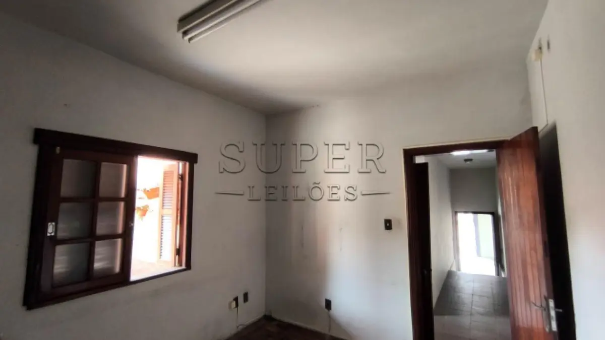 LOTE 001 - Uma Casa de Alvenaria, Rua Aparicio Borges nº 323, São josé, Cachoeira do Sul/RS
