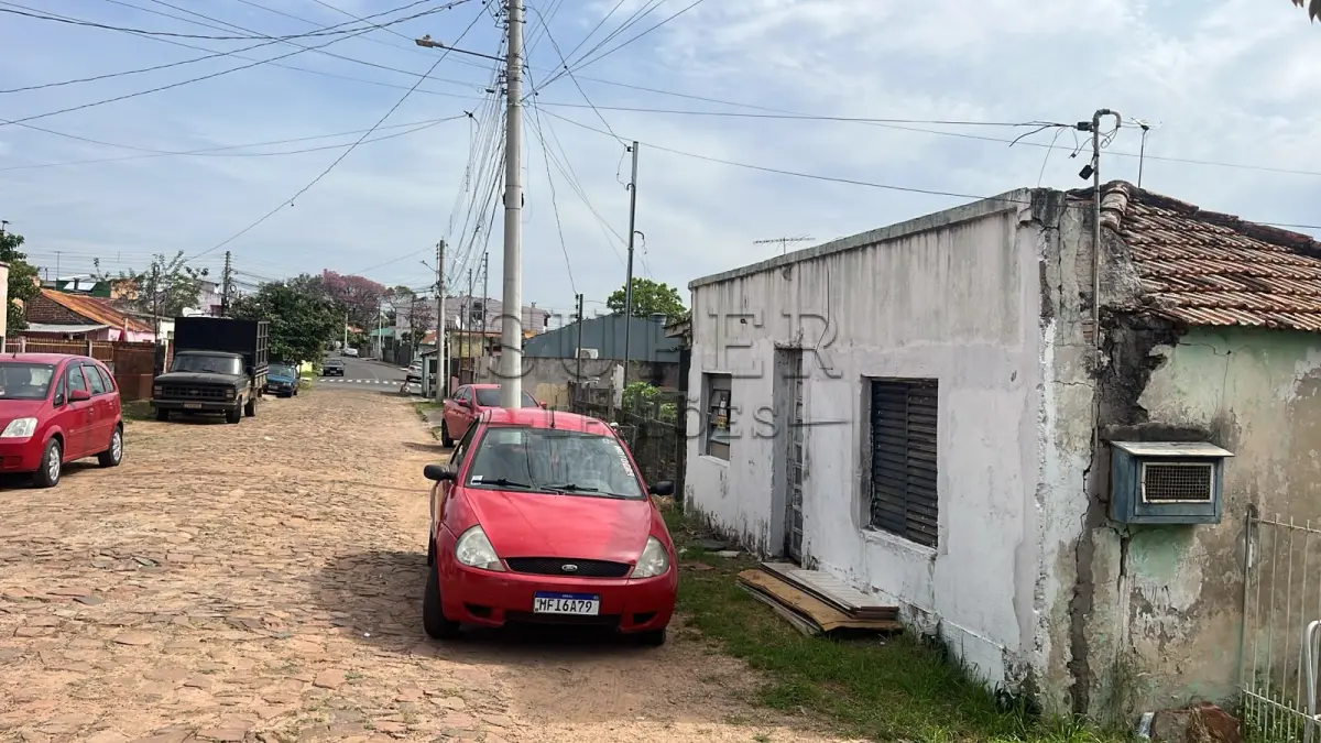 LOTE 0001 - Imóvel matrícula 1906 situado na Rua Amadeu Bicca de Medeiros 122 na cidade de Alegrete/RS.