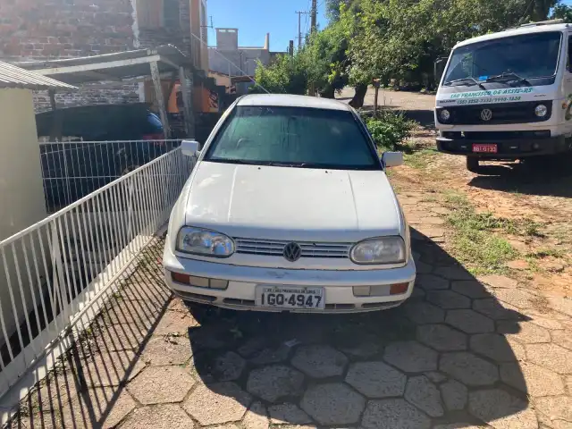VW GOLF GLX 2.0 MI, PLACA IGQ 4947, COR BRANCA, GASOLINA, ANO/MODELO 1997