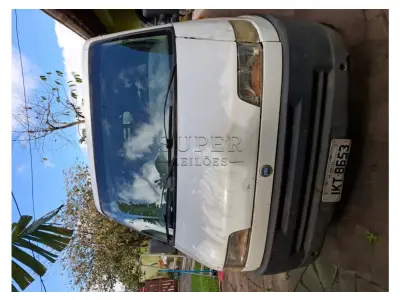 veículo FIAT/DUCATO 15, placa IKT8653 - Branca