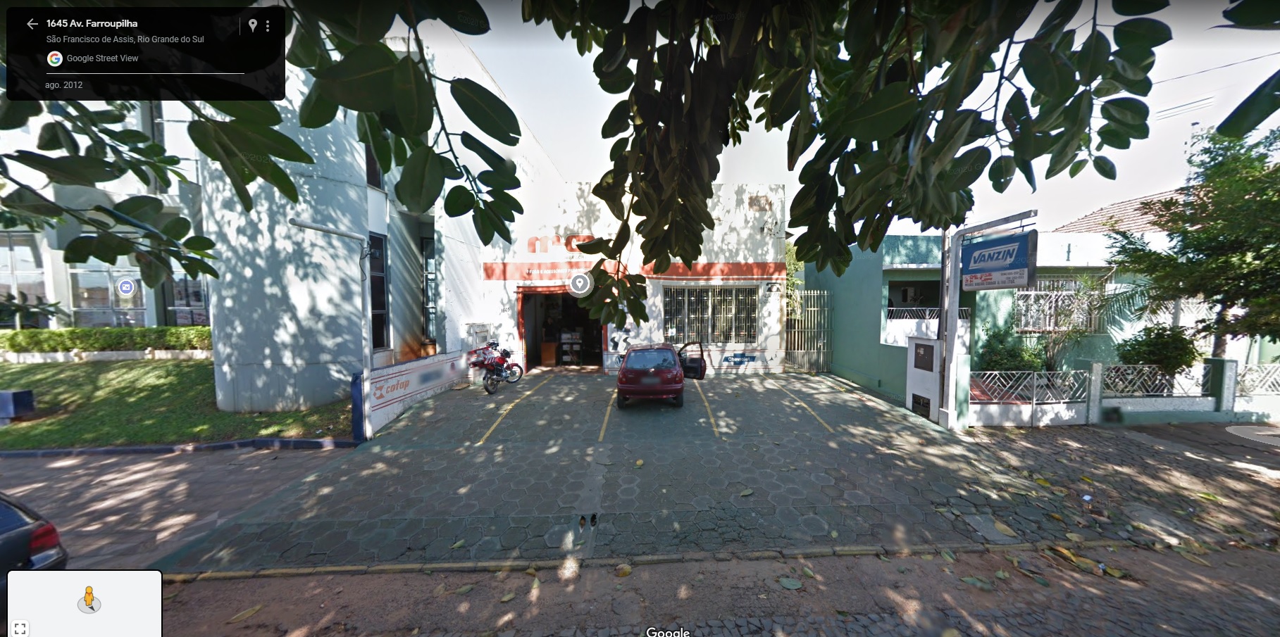 UM PRÉDIO DE ALVENARIA, com área construída de 230,00m², no centro de São Francisco de Assis/RS